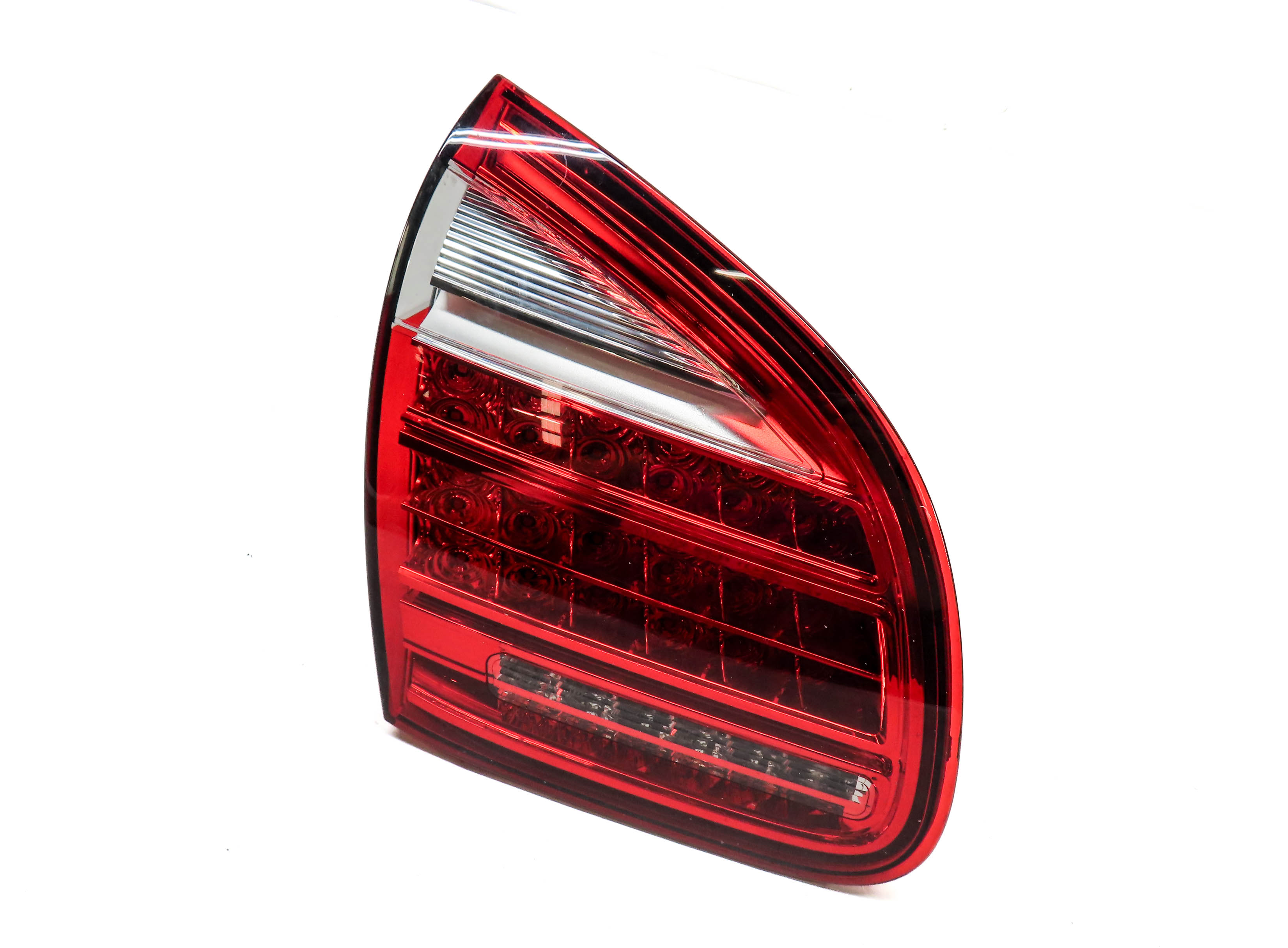 2011-2014 PORSCHE CAYENNE (958) LEFT DRIVER REAR INNER TAILLIGHT LIGHT LAMP — exact item pictured